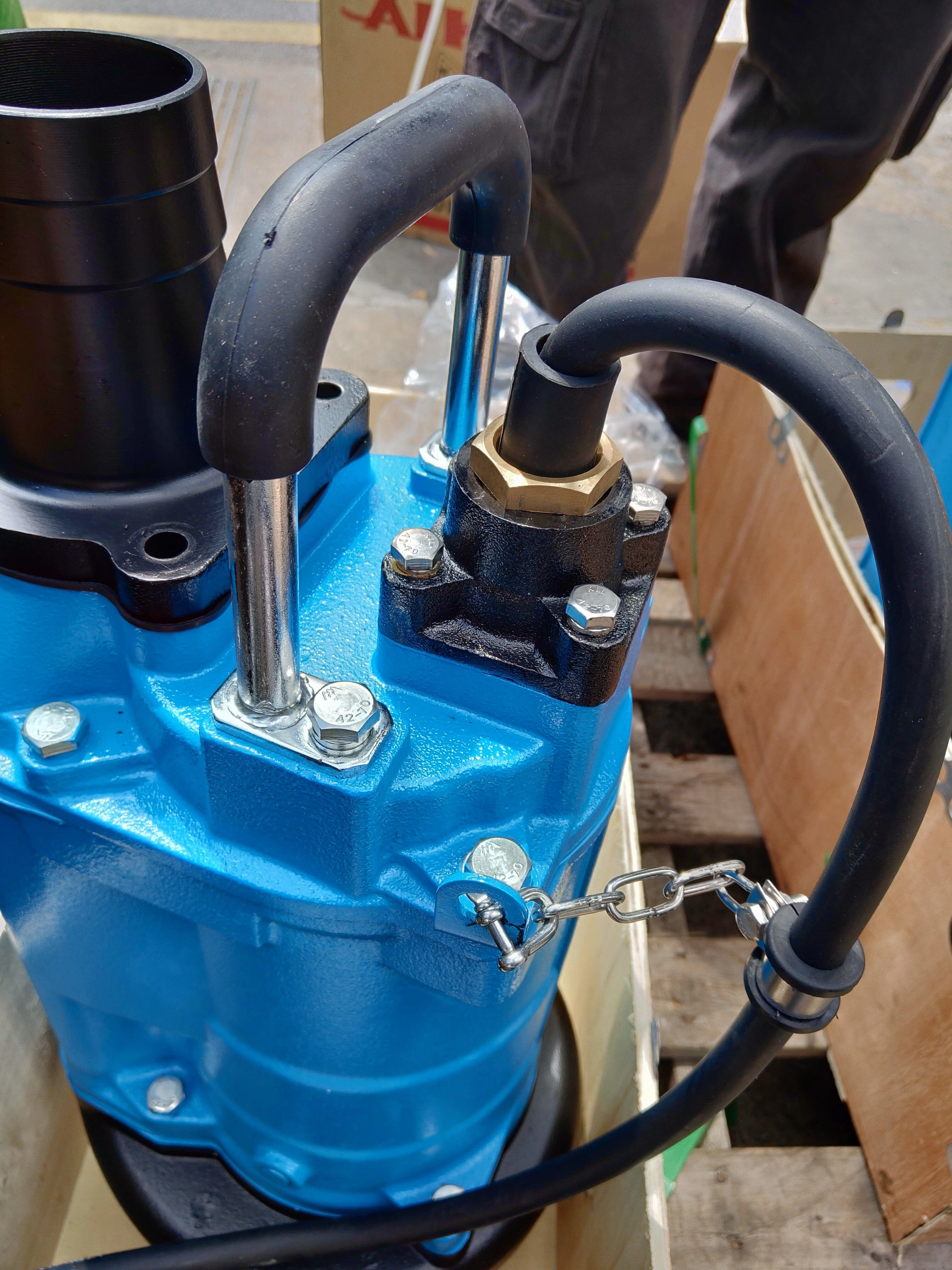 Aiko 3" 5HP 3.7KW 415V Submersible Drainage Pump | Model : KBZ33.7