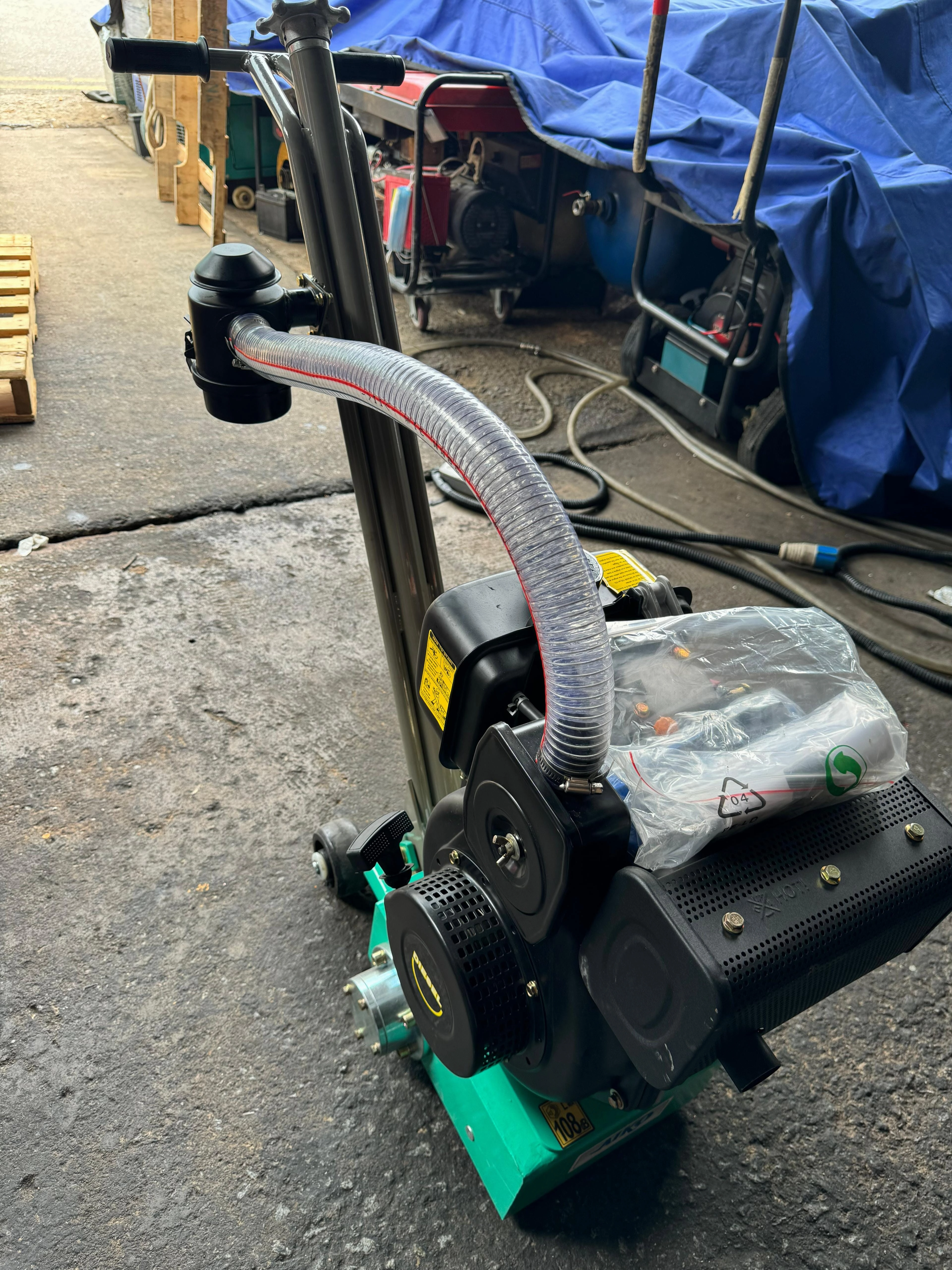 Aiko Floor Scarifying Machine with Diesel Engine 178F Double Air Filter | Model : CNXB