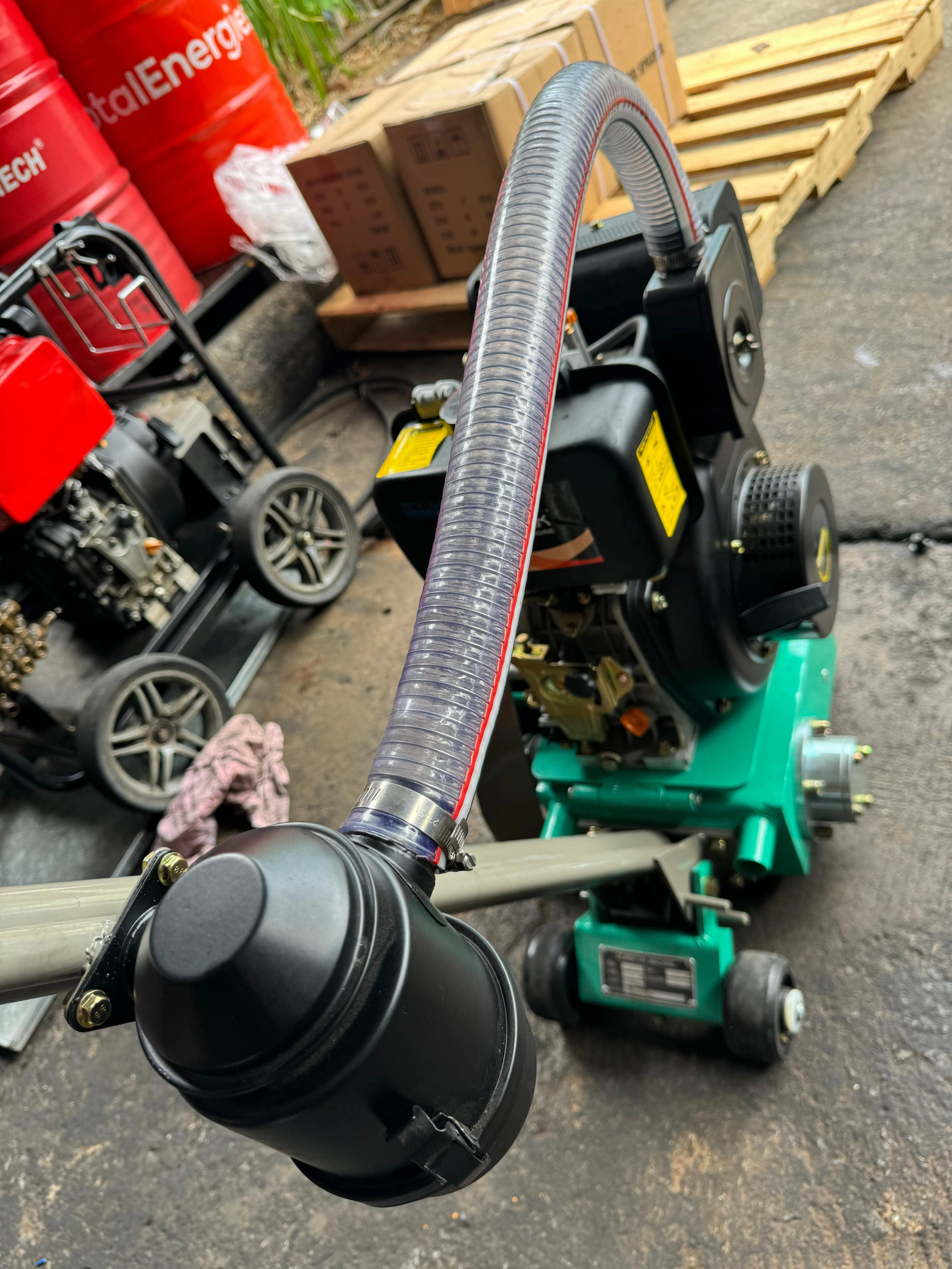Aiko Floor Scarifying Machine with Diesel Engine 178F Double Air Filter | Model : CNXB
