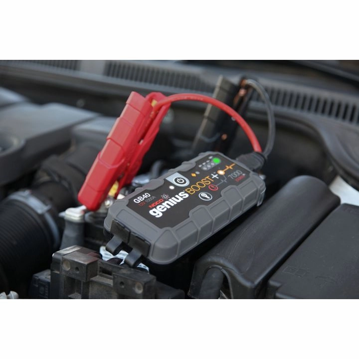 GB40 NOCO Genius GB40 Boost  Jump Starter and Power Bank, 1000 Amp
