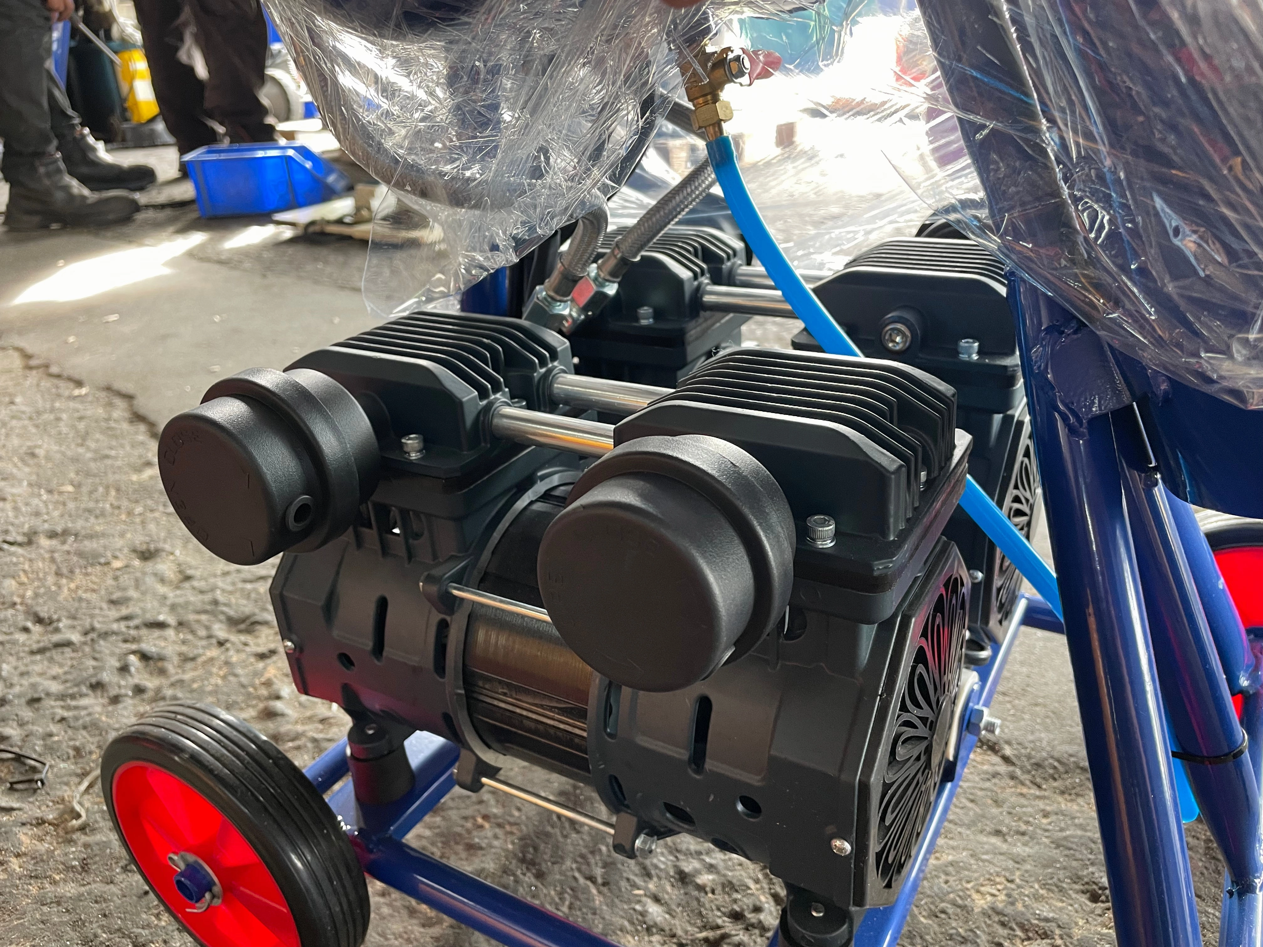 HYVST T22 Grout Pump And Cement Spray 850W 230V 50HZ (Comes With 5m Hose) | Model: CS-T22