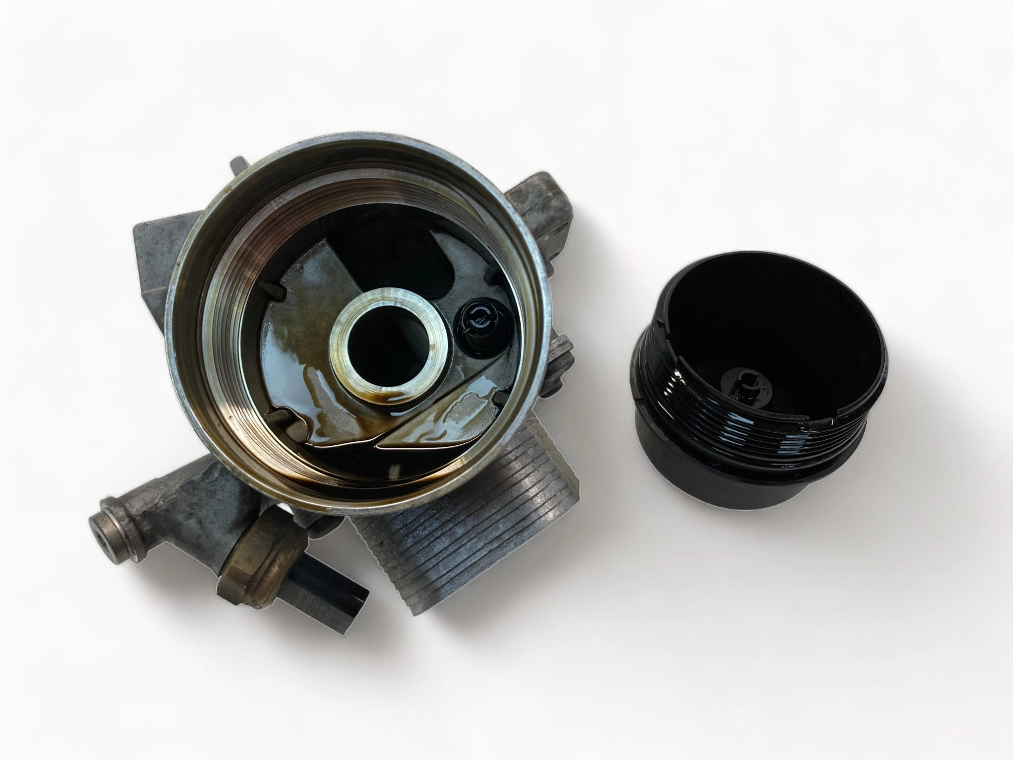 Mini Cooper N18 S JCW Engine Oil Filter Housing 11428643745 11-16 R5x R6x