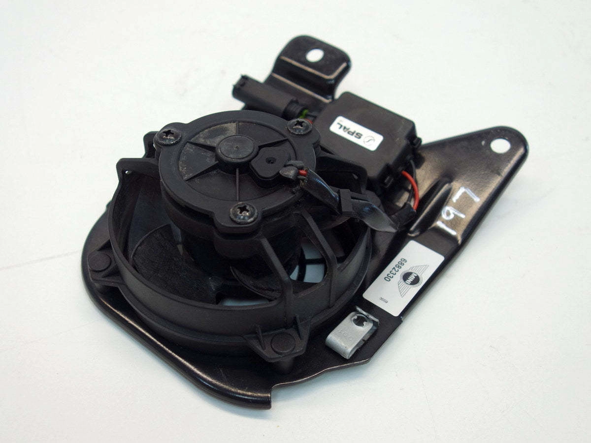 Mini Cooper Power Steering Pump Cooling Fan 32416857718 02-08 R50 R52 R53