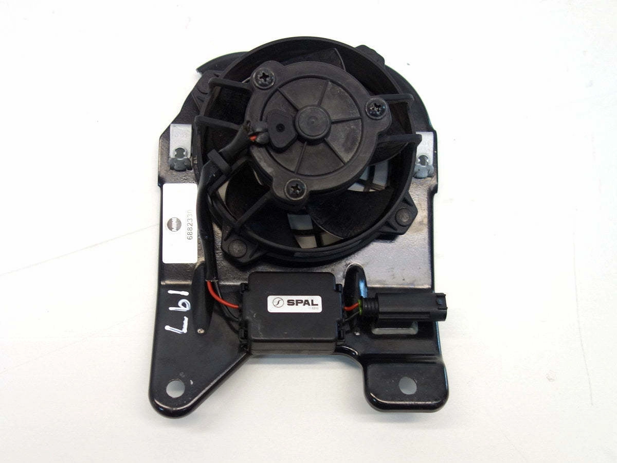 Mini Cooper Power Steering Pump Cooling Fan 32416857718 02-08 R50 R52 R53