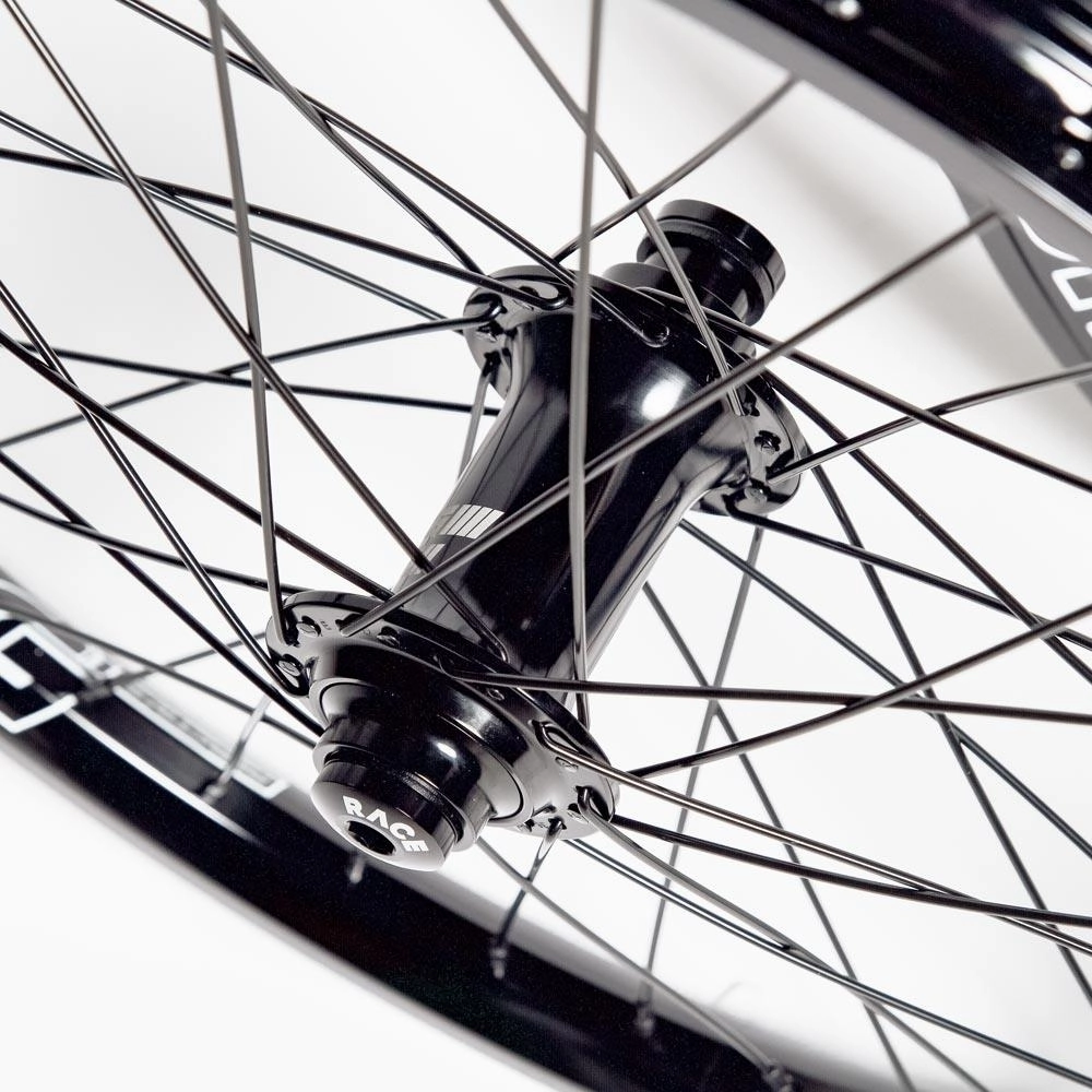 Stay Strong Reactiv 2 20 Disc Race Wheelset - Black/ 1.75