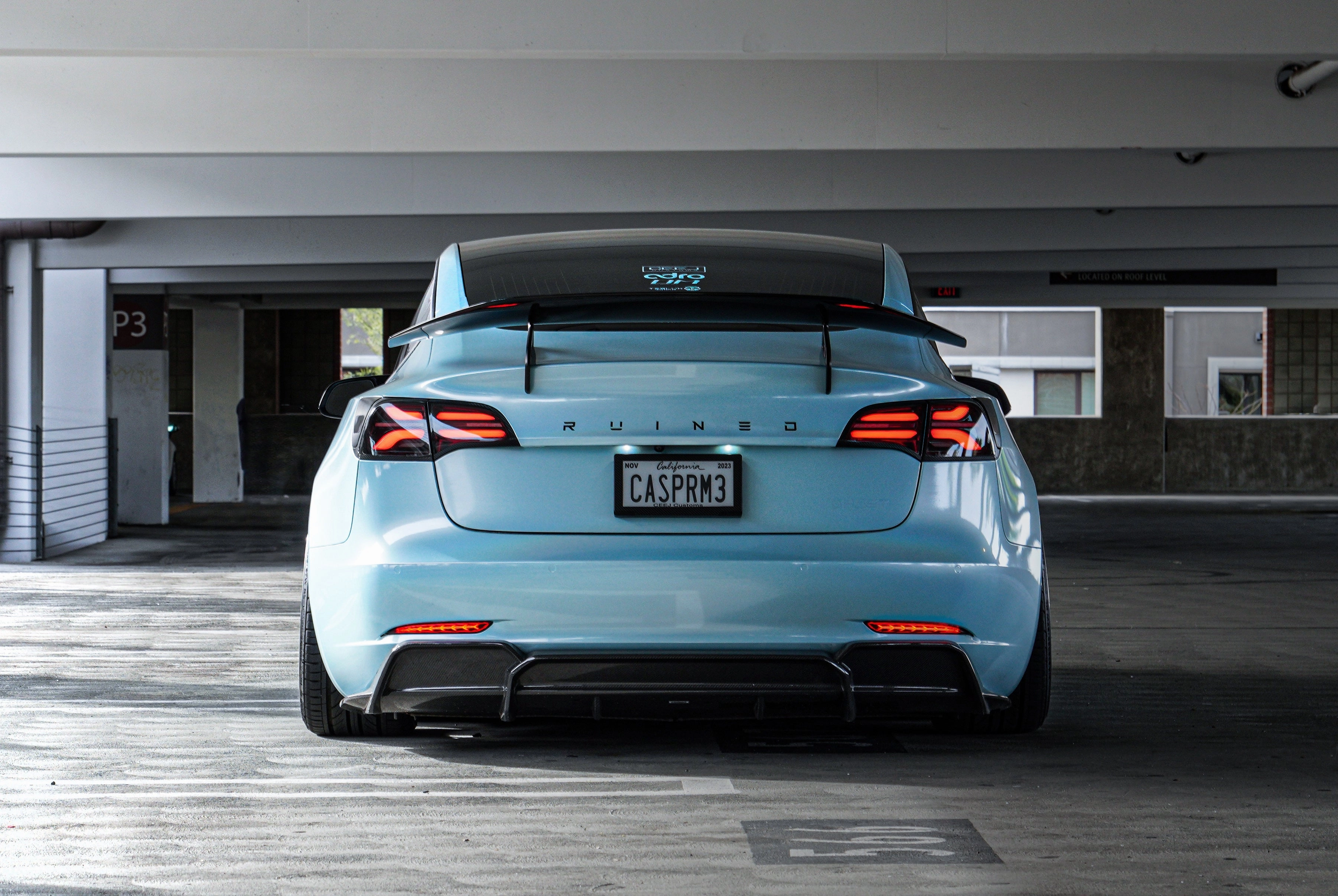 Tesla Model 3 Carbon Fiber AT-S Swan Neck Wing 2019-2023