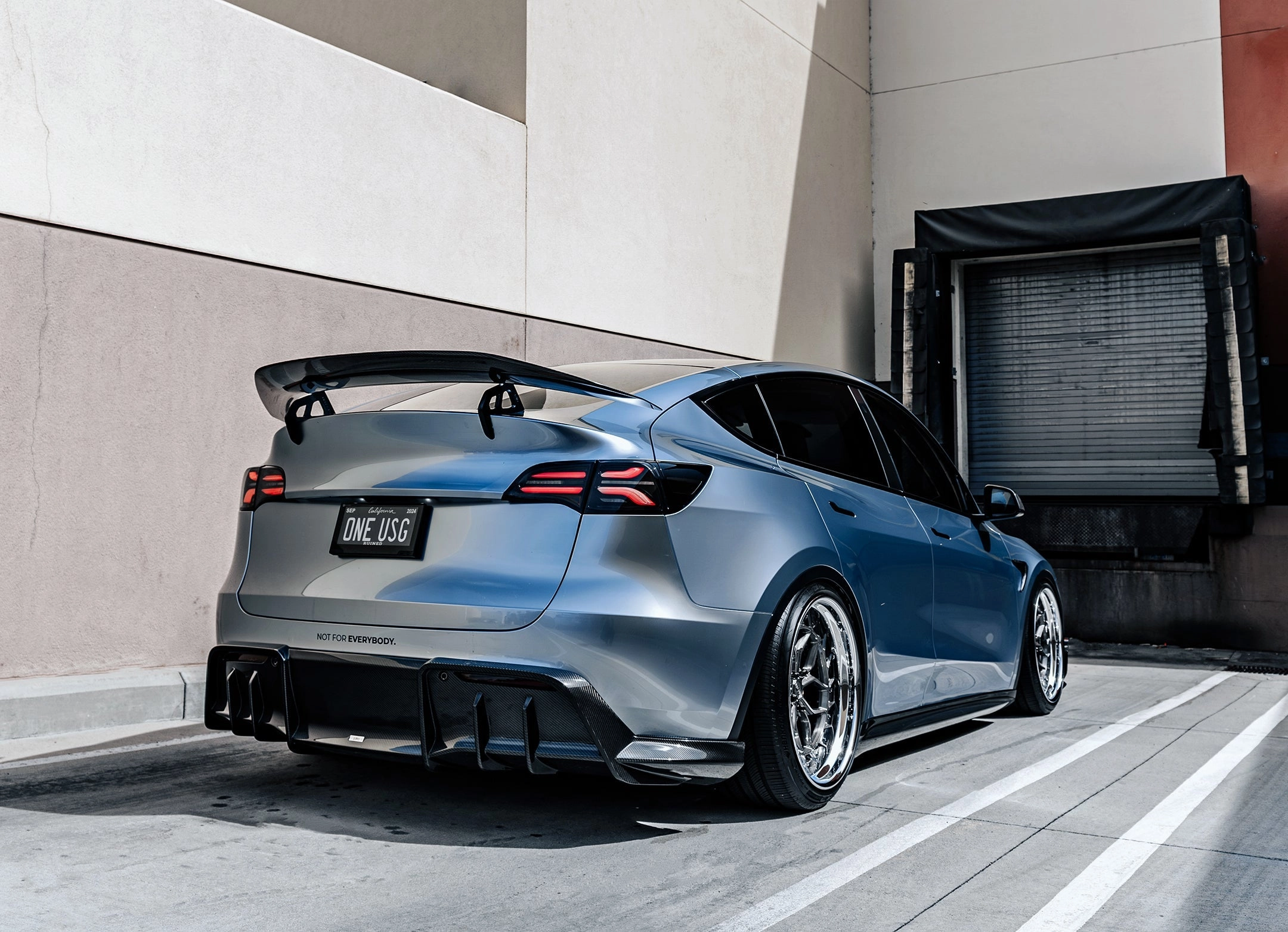 Tesla Model Y Dry Carbon Fiber AT-S Swan Neck Wing 2022 