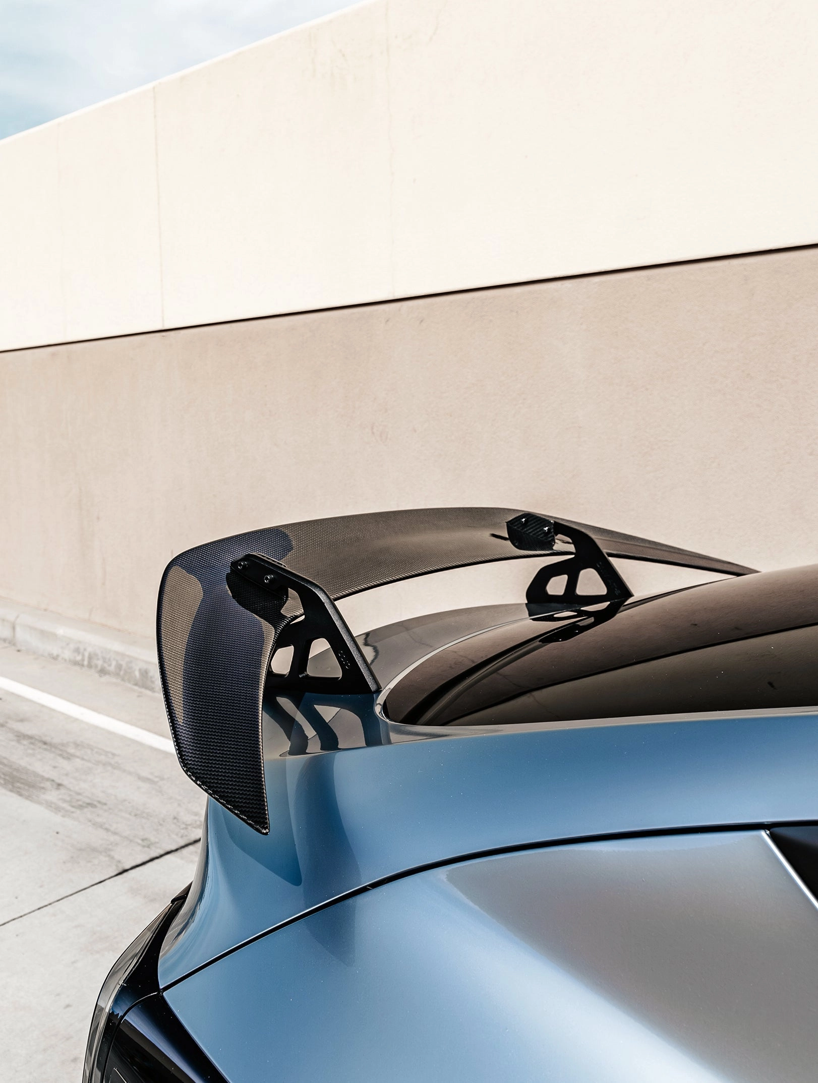 Tesla Model Y Dry Carbon Fiber AT-S Swan Neck Wing 2022 